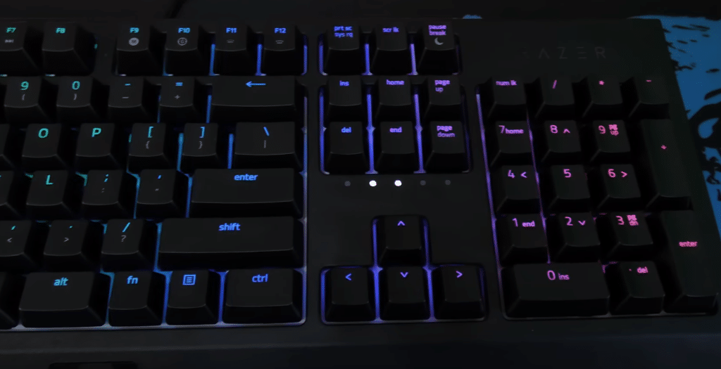 what does the m on the razer blackwidow mean