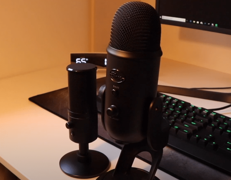 blue yeti microphone picking up keyboard