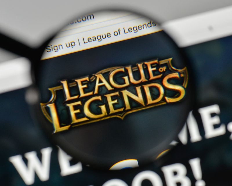 league of legends emotes not working