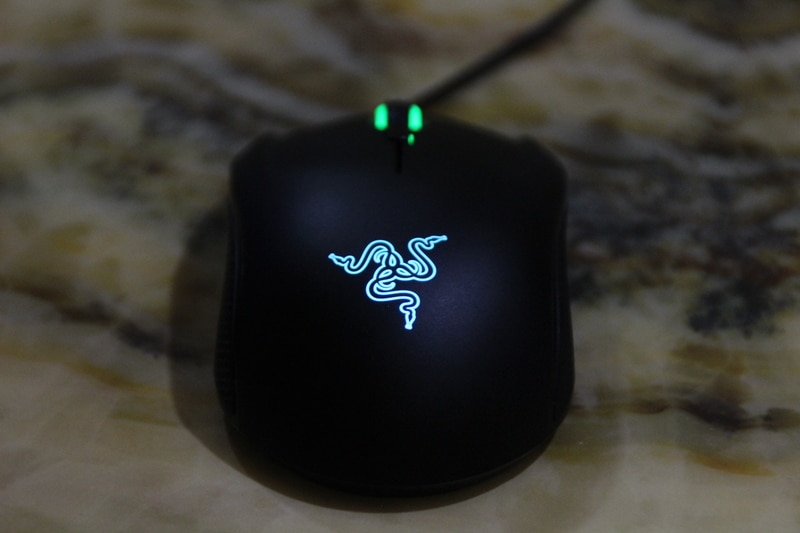 razer viper ultimate blinking red